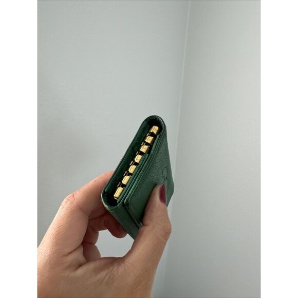 Chanel Green Caviar Logo Key Holder - Picture 4 of 13